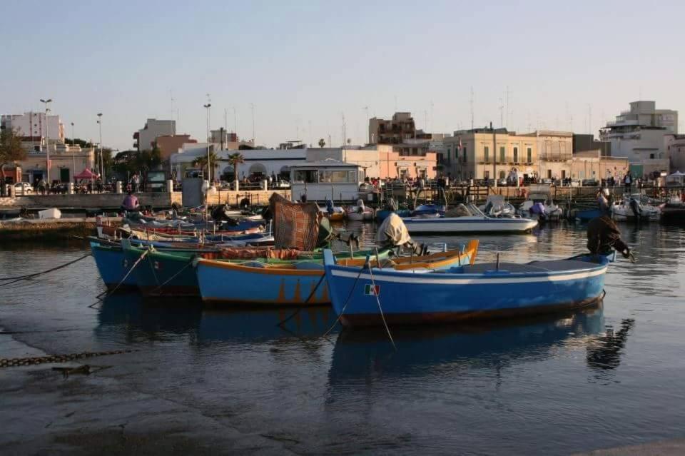 Appartamento La casa nel vicolo Bari Esterno foto